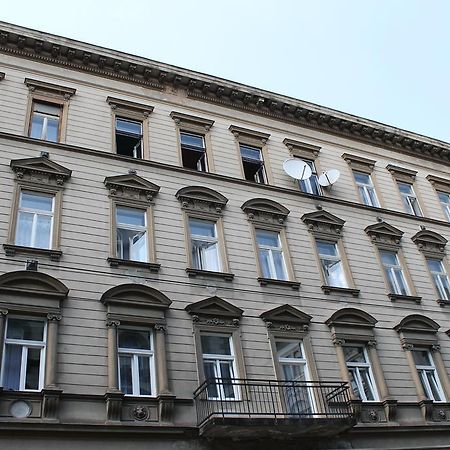 Capital Guesthouse Budapest Extérieur photo