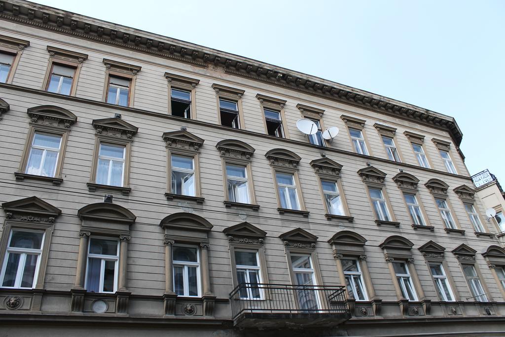 Capital Guesthouse Budapest Extérieur photo
